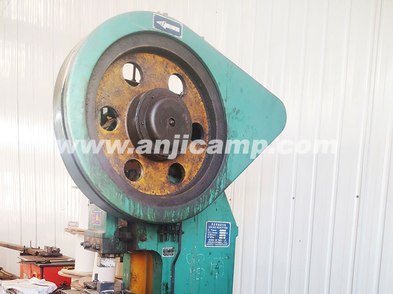 開式可傾壓力機(jī)